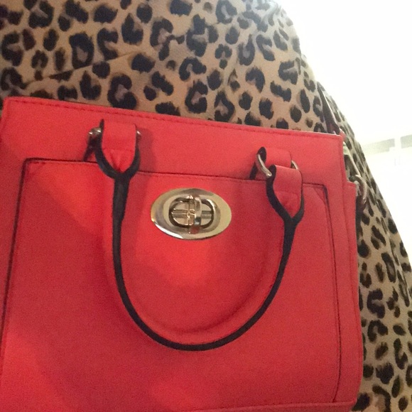 Small red purse - Picture 4 of 5